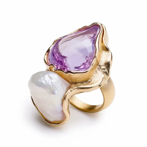 gold-plated silver ring with baroque pearl and amethyst