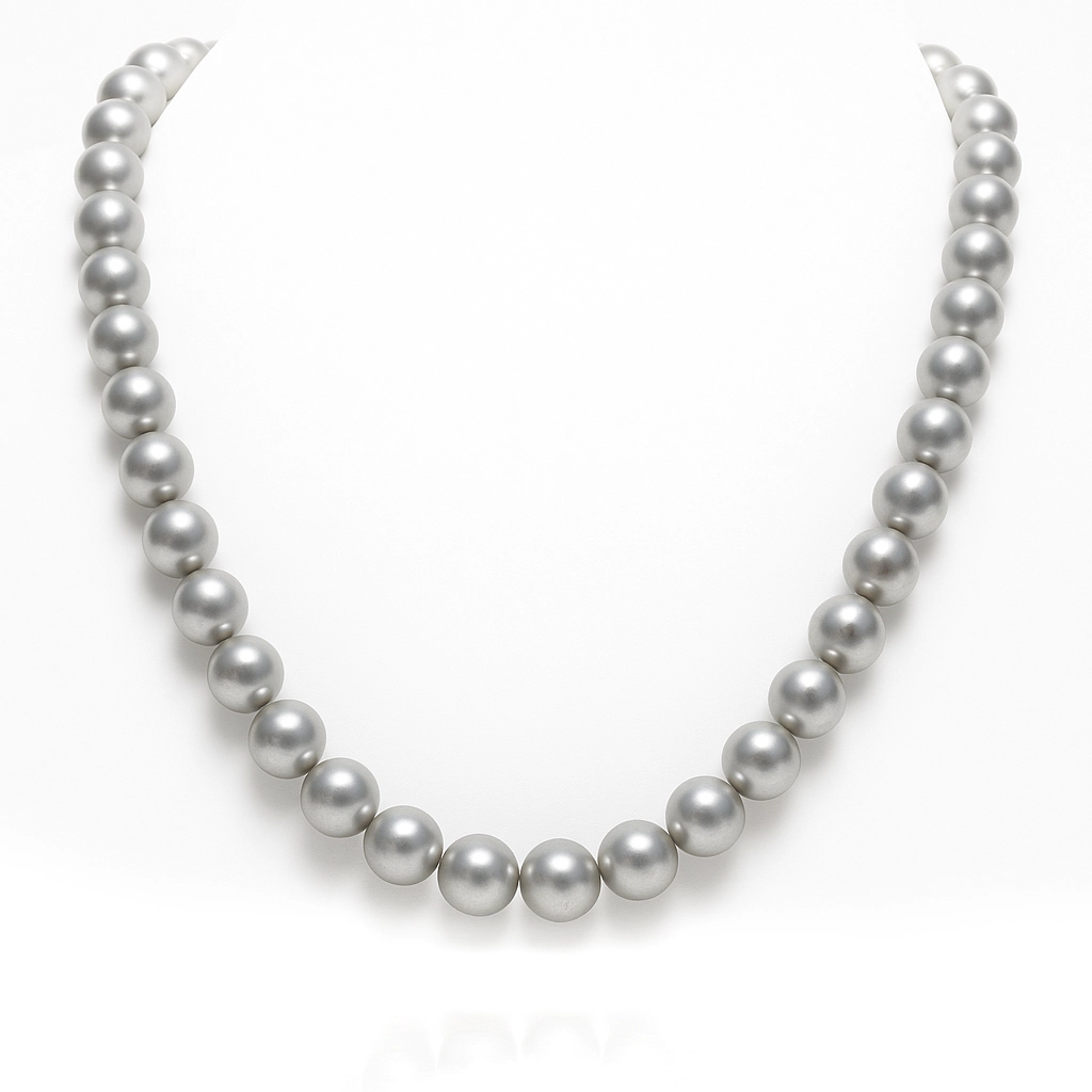 “Aurora Gleam” – Akoya Pearl Necklace