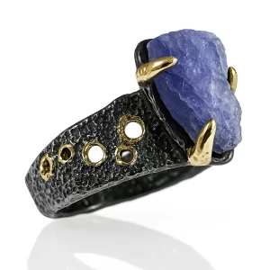 kyanite silver ring, side view