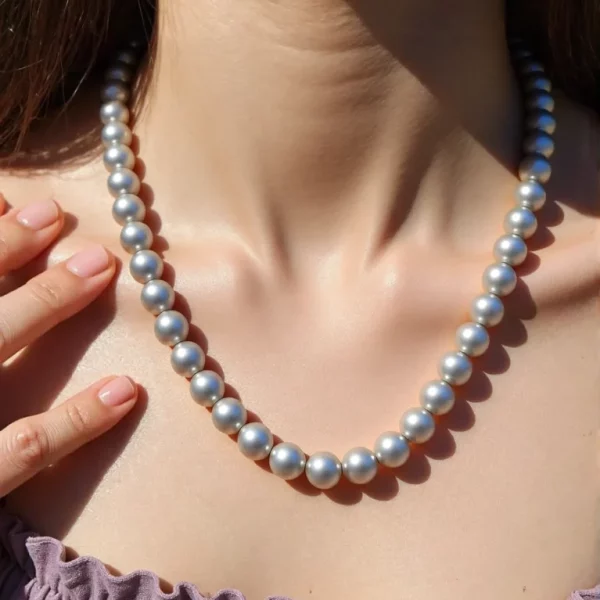 akoya pearl necklace, on model